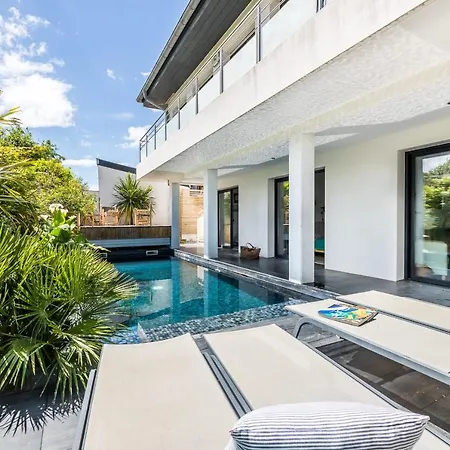 Villa Tropical Keyweek Beautiful Architect With Swimming Pool In *