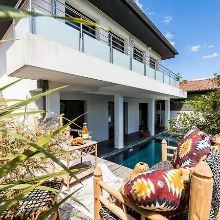 Tropical Keyweek Beautiful Architect With Swimming Pool In * Bidart
