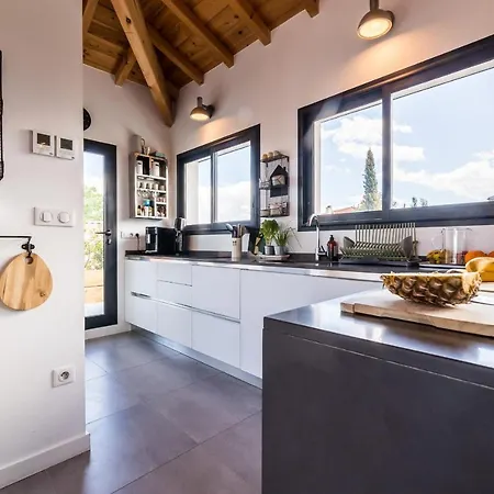 Villa Tropical Keyweek Beautiful Architect With Swimming Pool In
