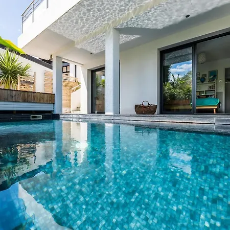 Tropical Keyweek Beautiful Architect With Swimming Pool In Villa *